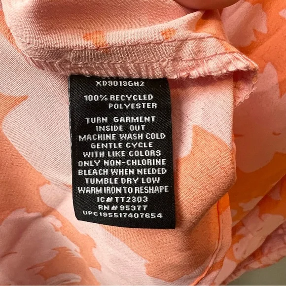 Social Standard by Sanctuary Ladies Smocked
Back Dress XL - Picture 11 of 12